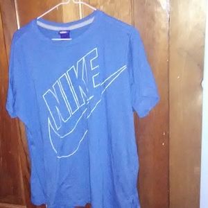 Nike t-shirt